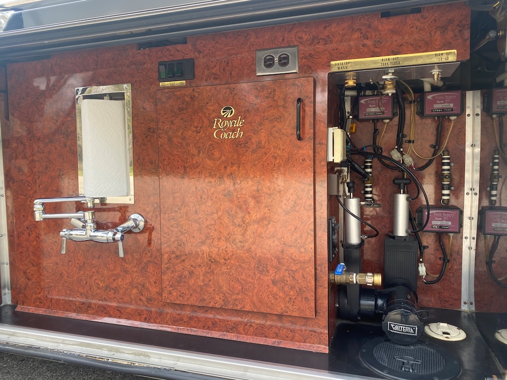 2003 Prevost Royale XLII For Sale