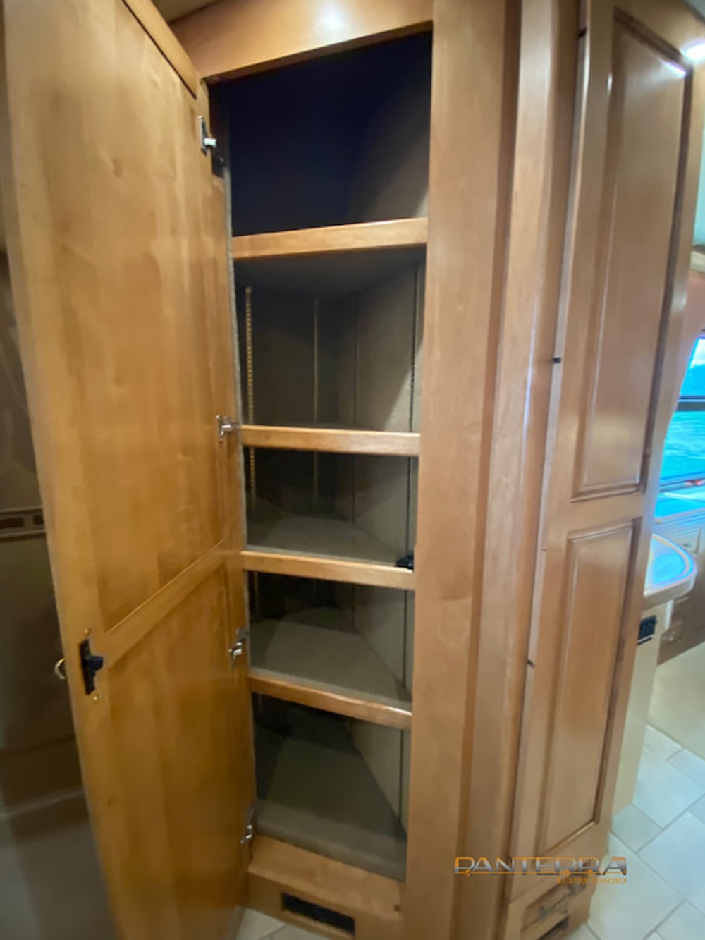 2003 Prevost Royale XLII For Sale