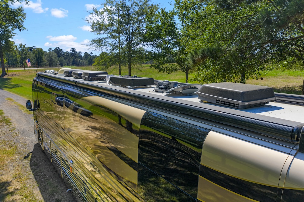 2003 Prevost XLII For Sale