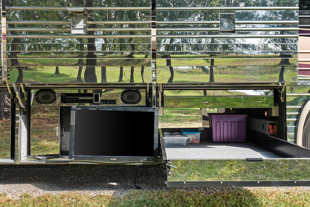 2003 Prevost XLII For Sale