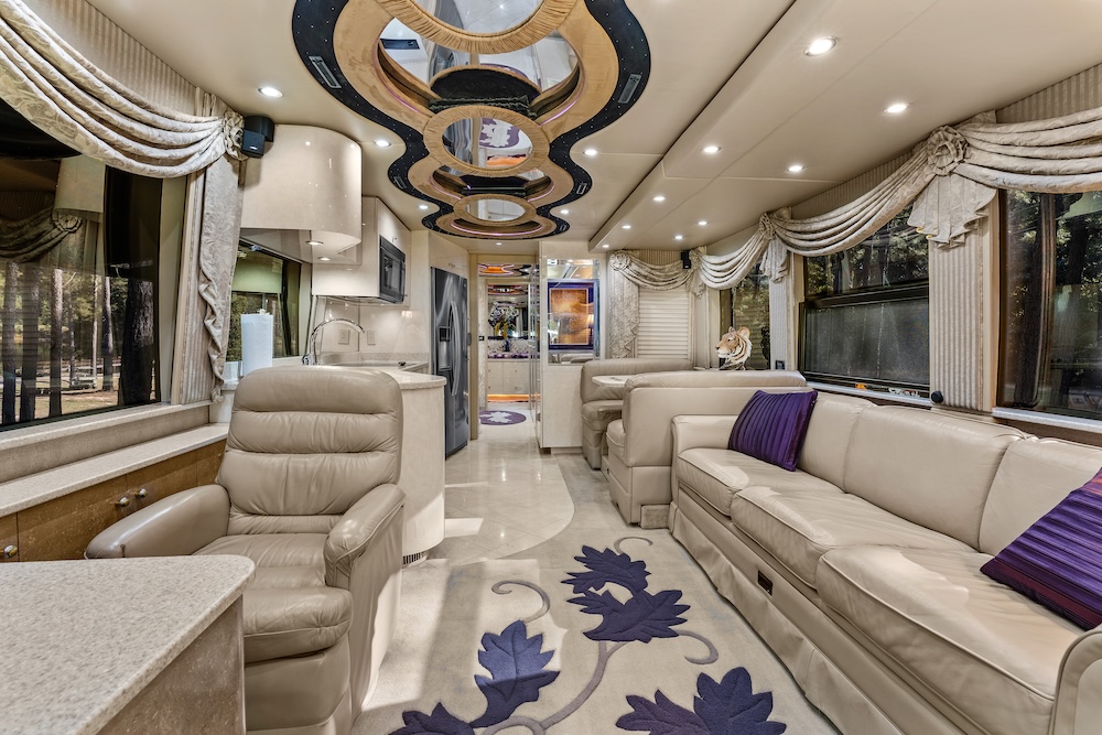 2003 Prevost XLII For Sale