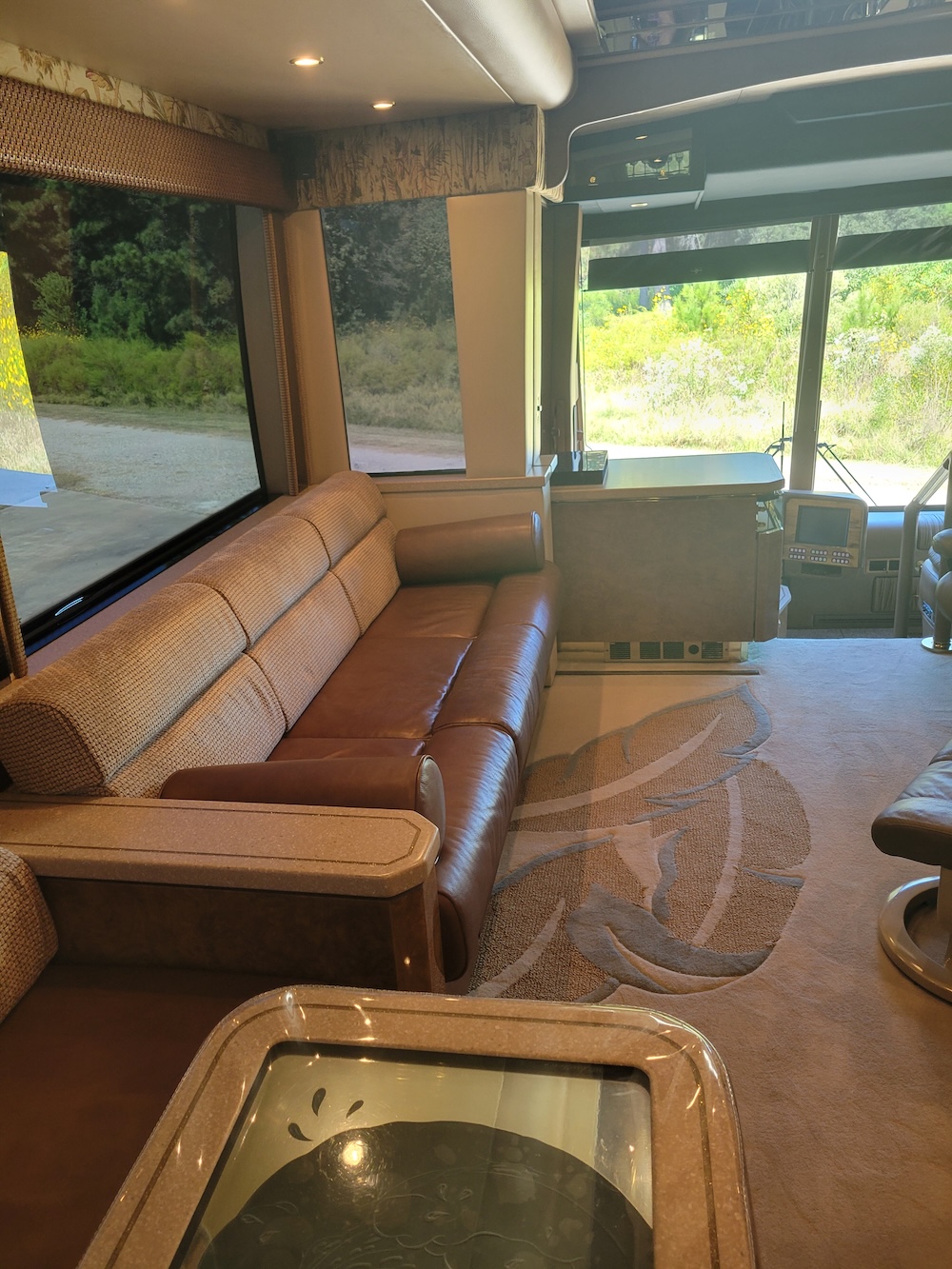 2004 Prevost Featherlite H3-45 For Sale