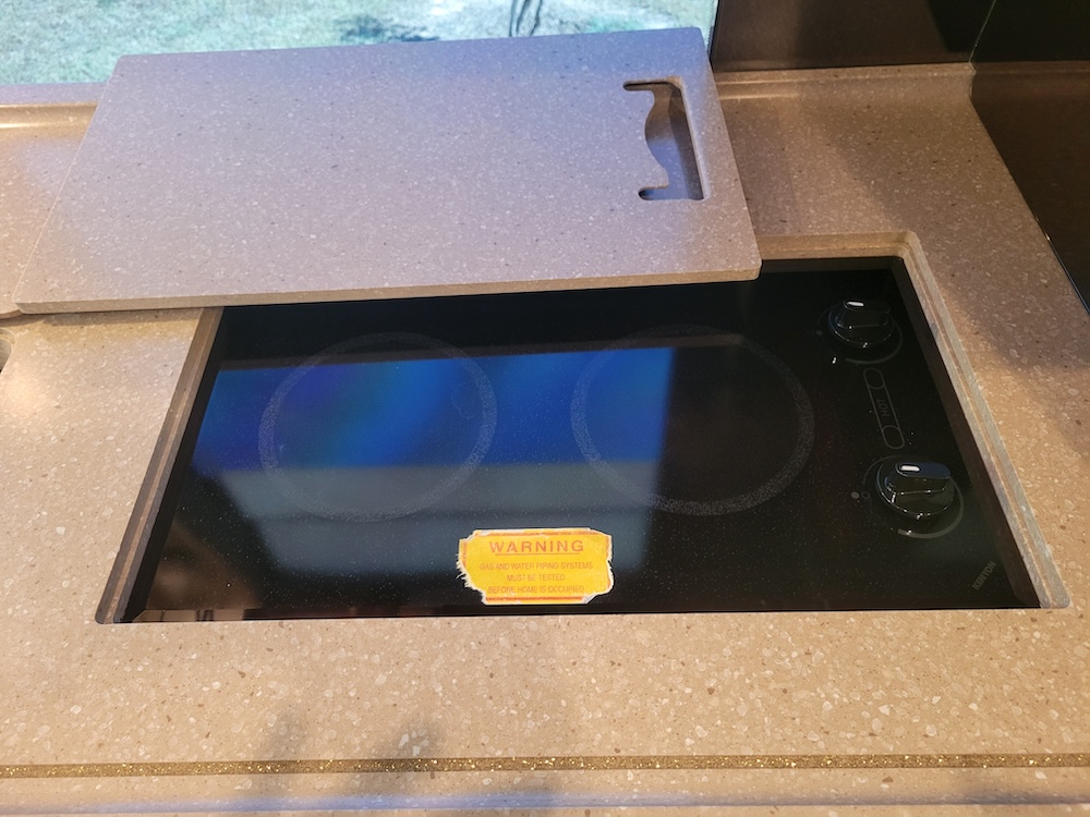 2004 Prevost Featherlite H3-45 For Sale