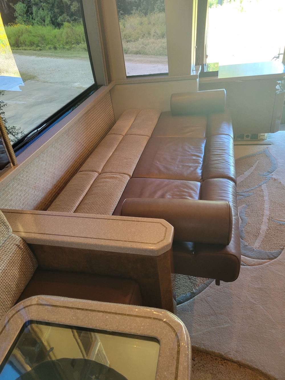 2004 Prevost Featherlite H3-45 For Sale