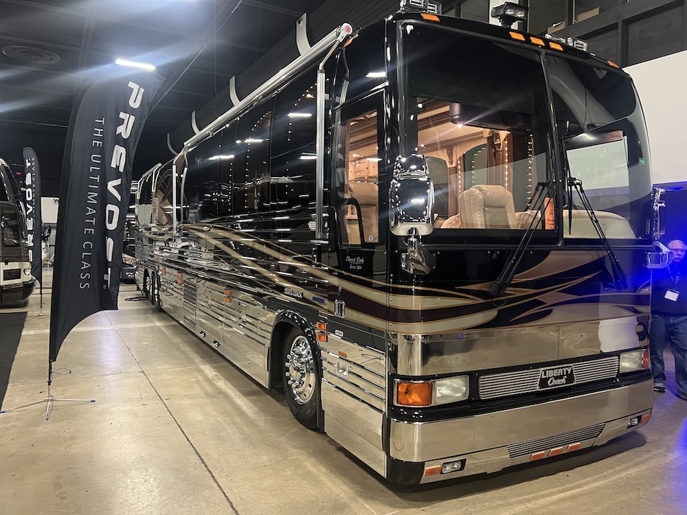 2004 Prevost  Liberty XLII For Sale