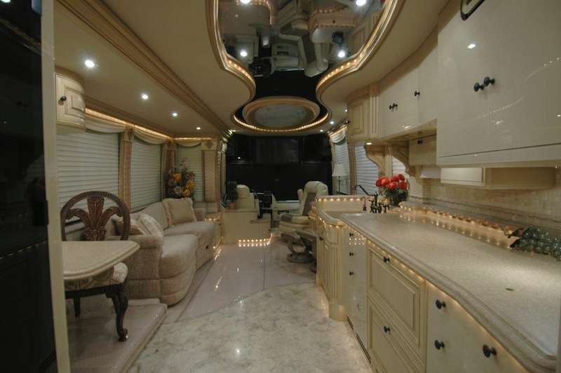 2004 Prevost Liberty XLII For Sale