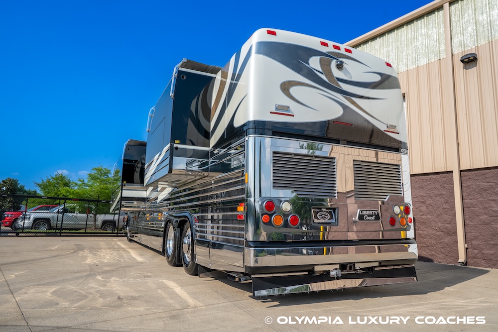 2004 Prevost Liberty XLII For Sale