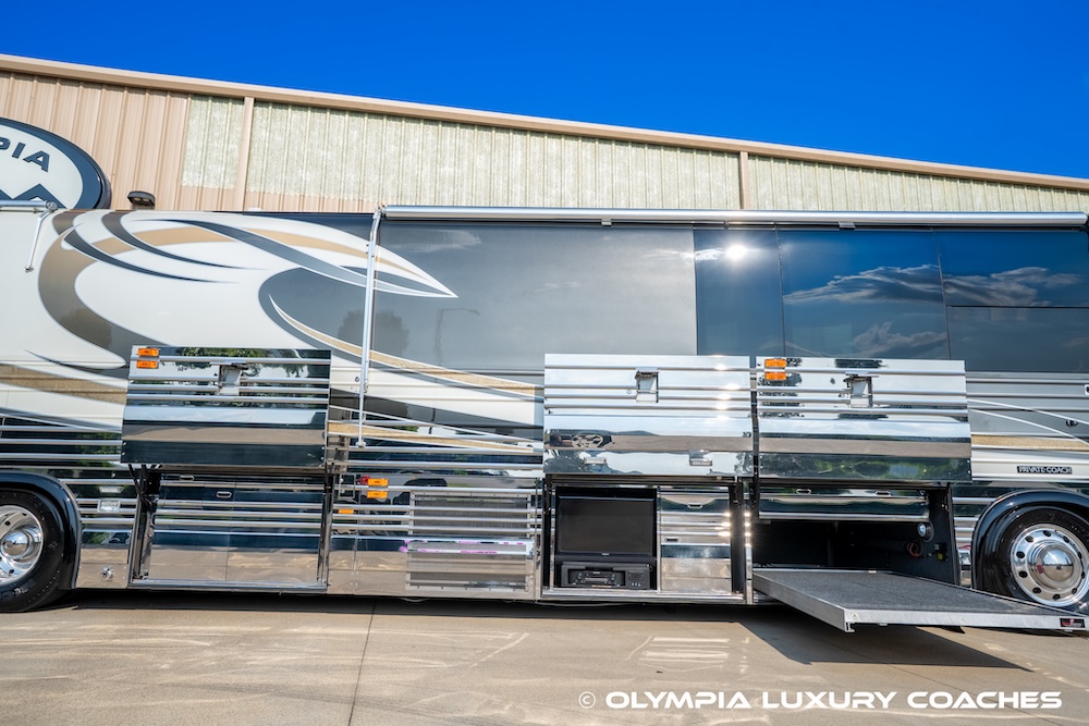 2004 Prevost Liberty XLII For Sale