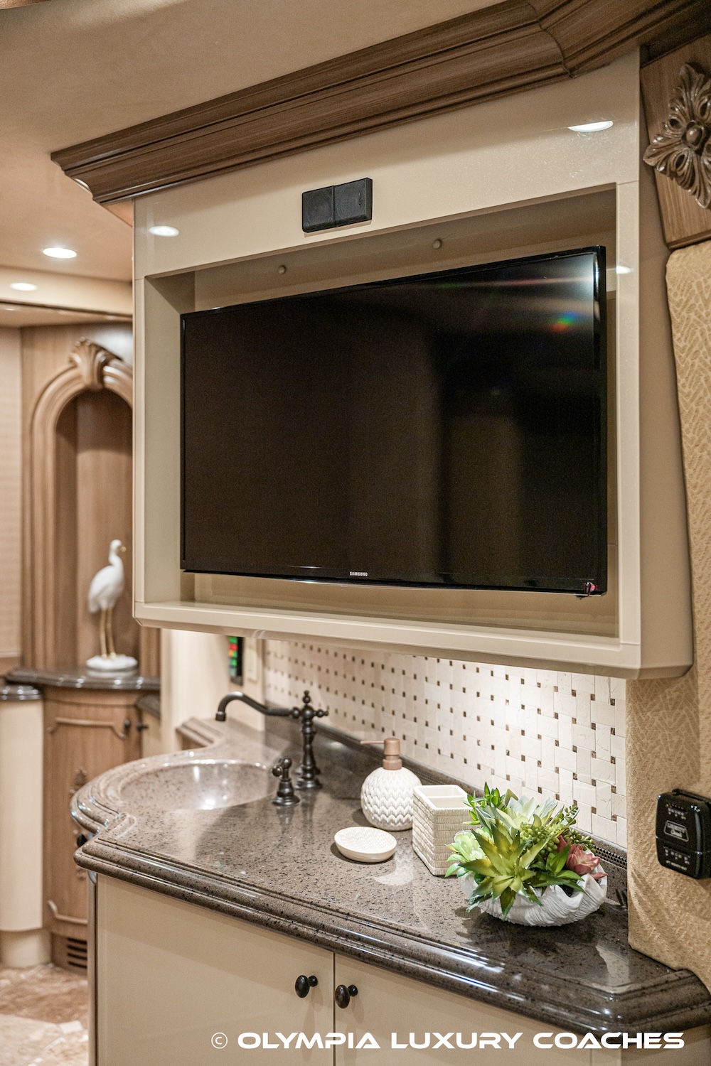 2004 Prevost Liberty XLII For Sale