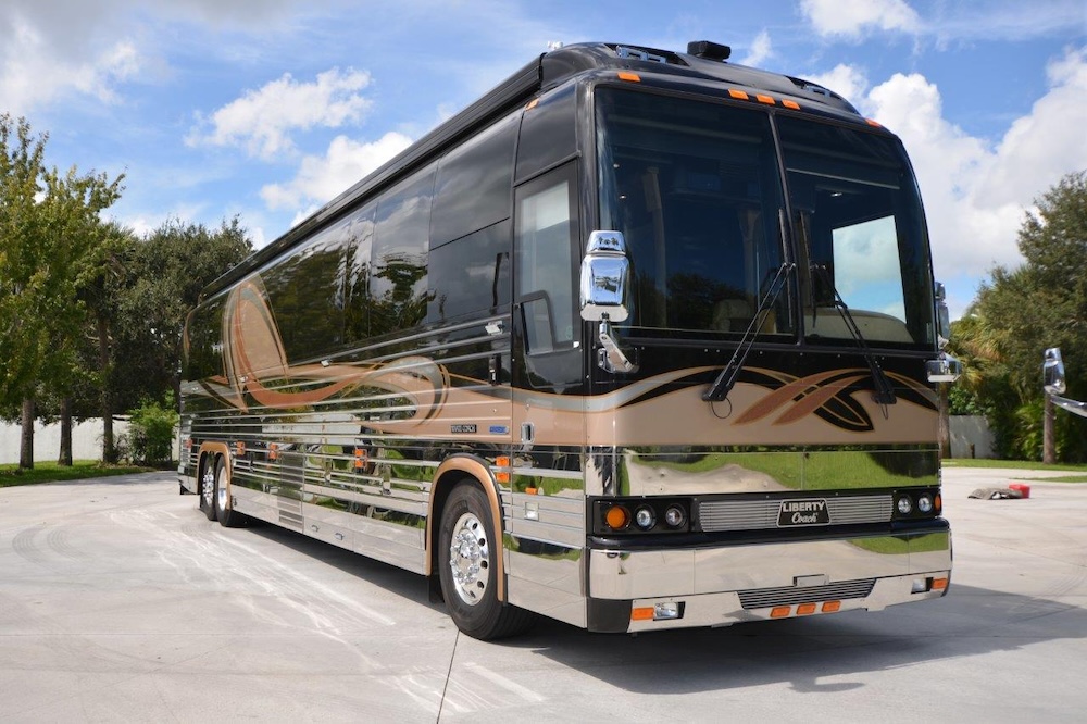 2004 Prevost Liberty XLII For Sale