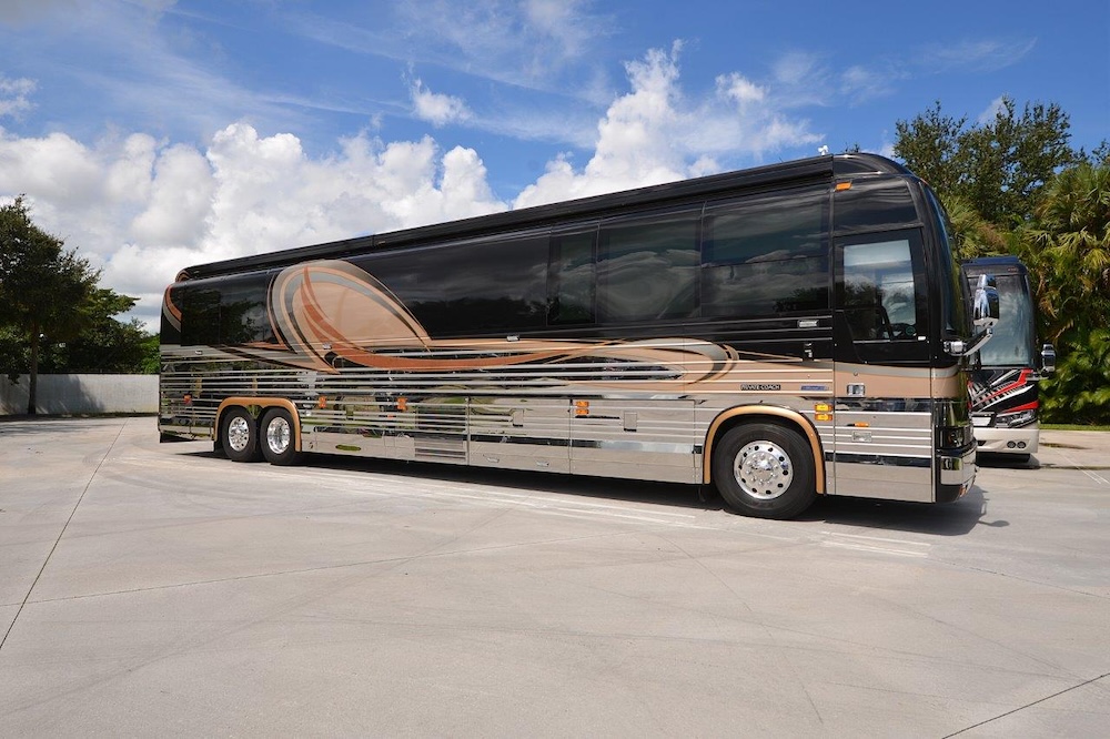 2004 Prevost Liberty XLII For Sale