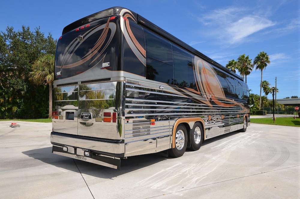 2004 Prevost Liberty XLII For Sale