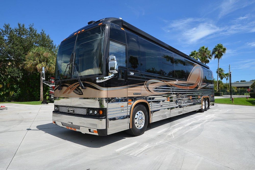 2004 Prevost Liberty XLII For Sale