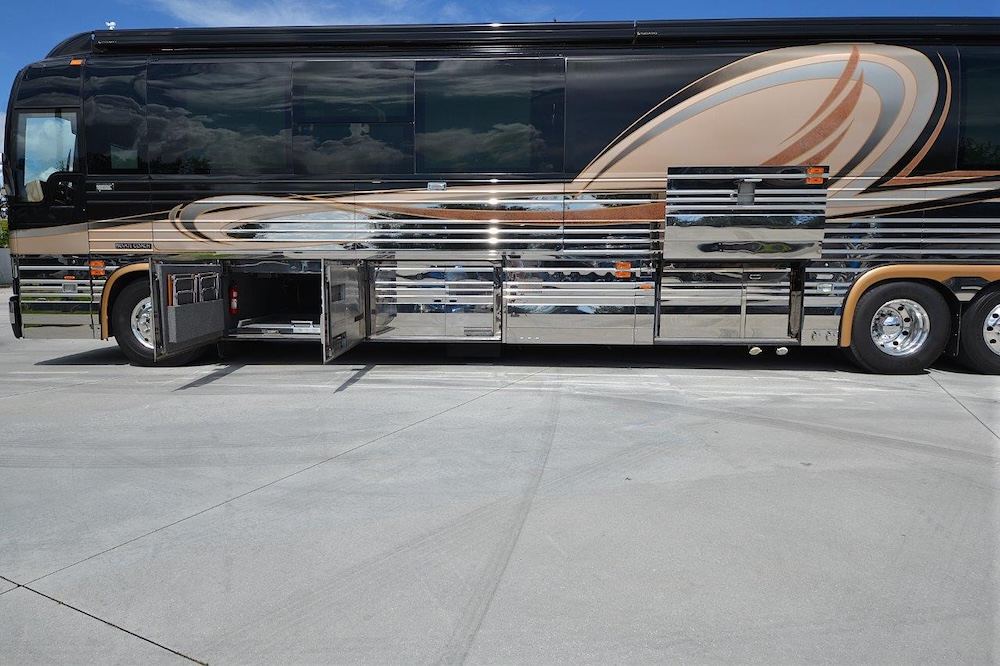 2004 Prevost Liberty XLII For Sale