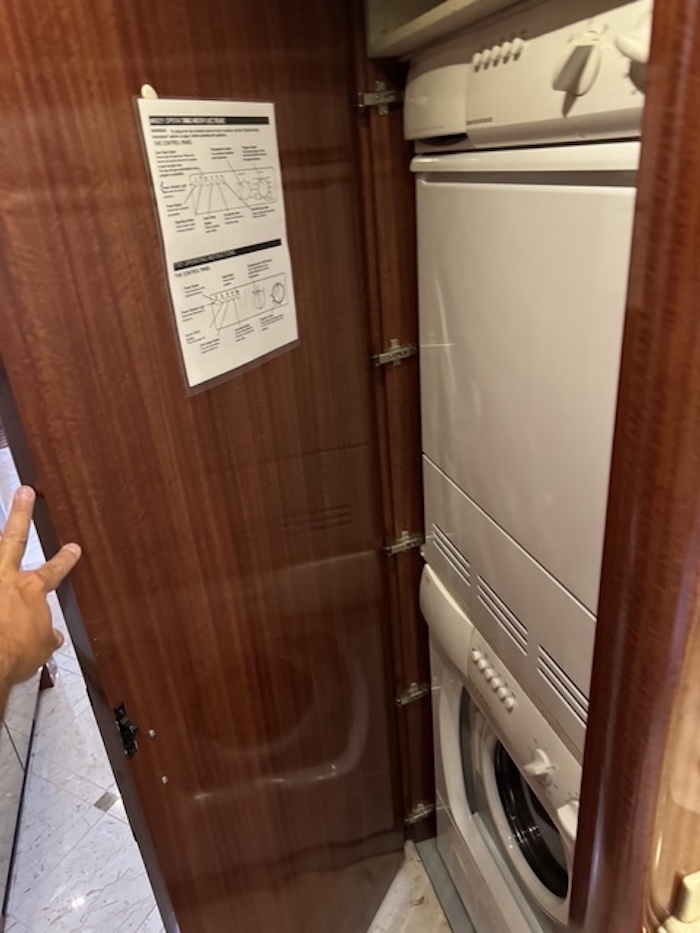 2004 Prevost Marathon H3-45 For Sale