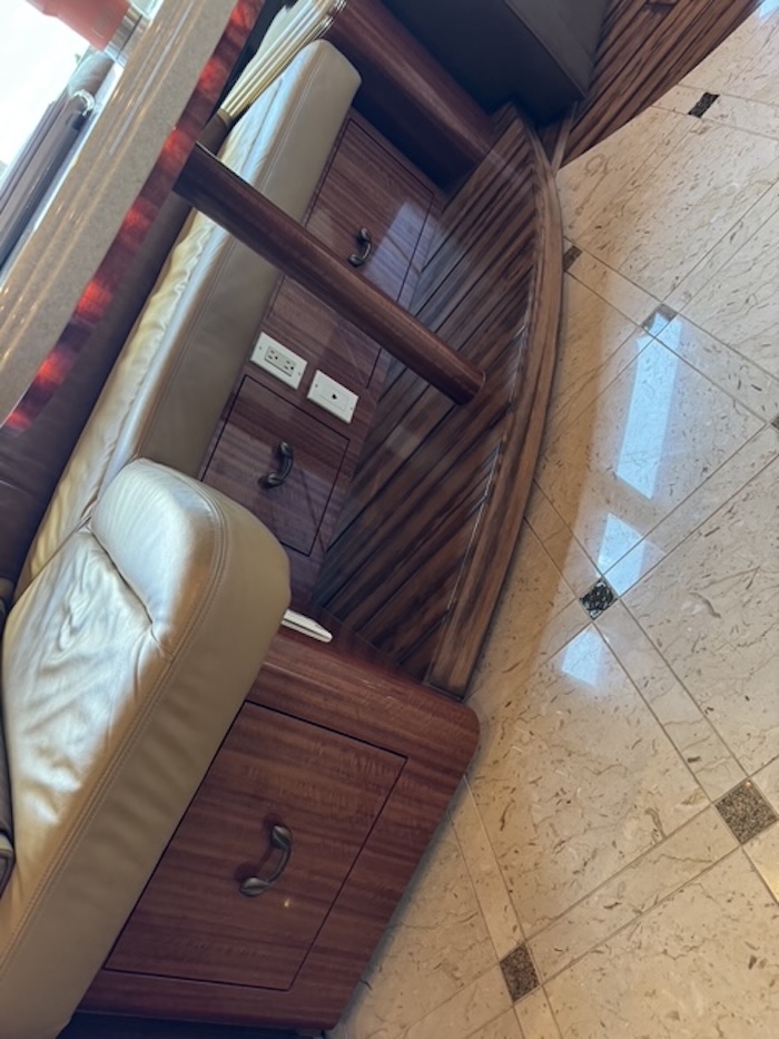 2004 Prevost Marathon H3-45 For Sale