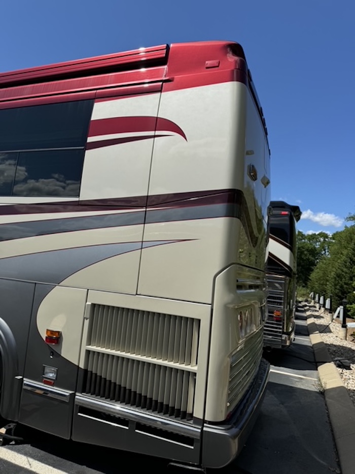 2004 Prevost Marathon H3-45 For Sale