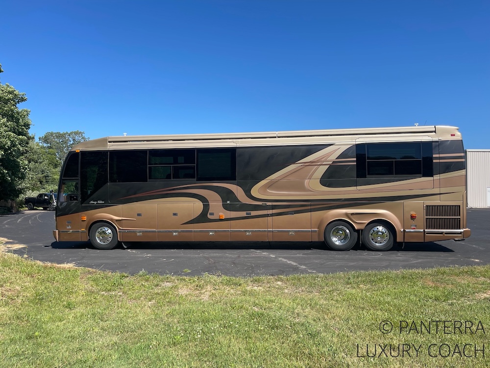 2004 Prevost Marathon  H3-45 For Sale
