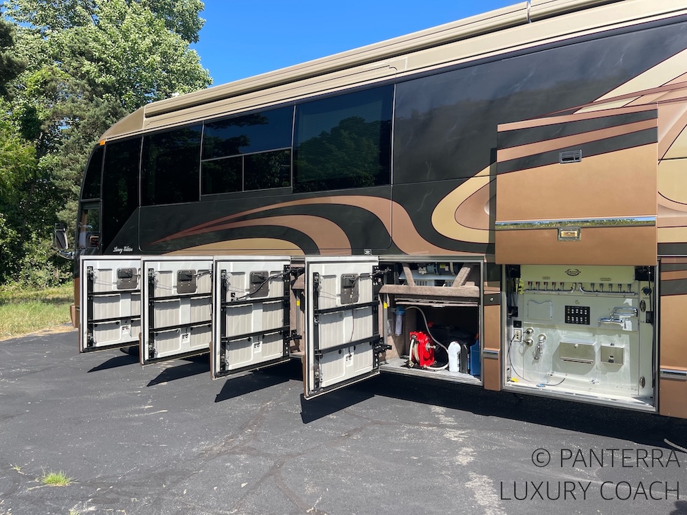 2004 Prevost Marathon  H3-45 For Sale