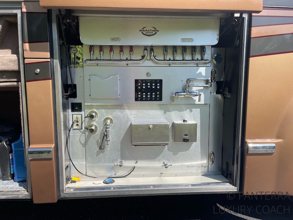 2004 Prevost Marathon  H3-45 For Sale
