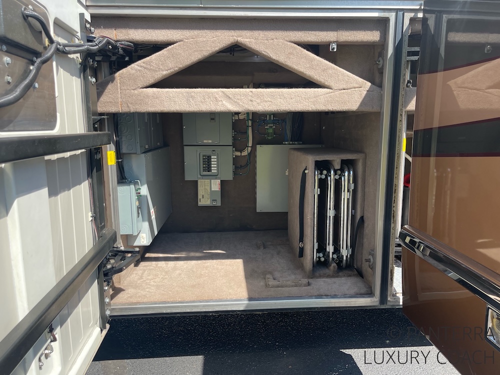 2004 Prevost Marathon  H3-45 For Sale