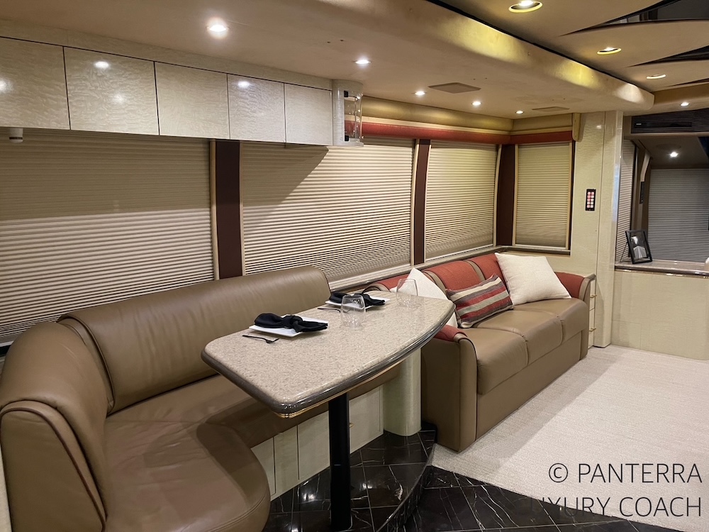 2004 Prevost Marathon  H3-45 For Sale
