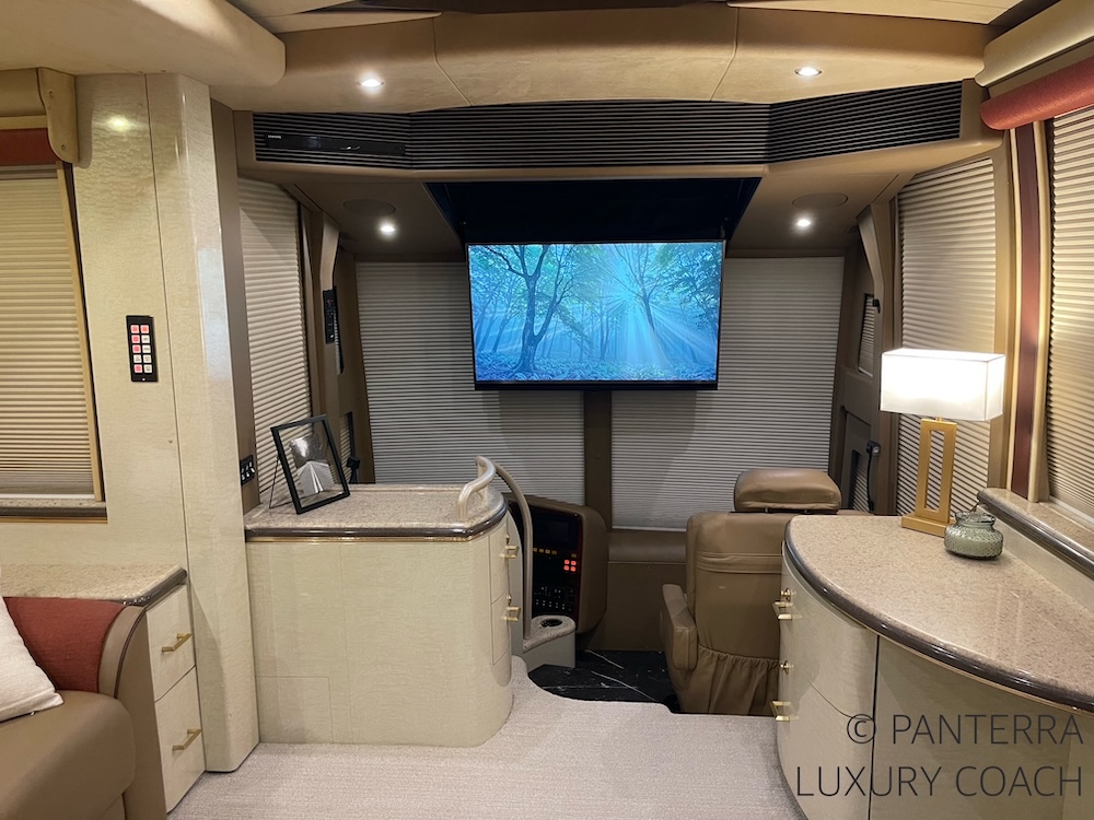 2004 Prevost Marathon  H3-45 For Sale