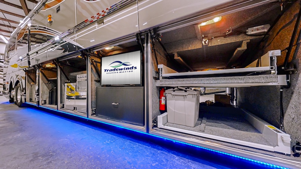 2004 Prevost Parliament H3-45 For Sale