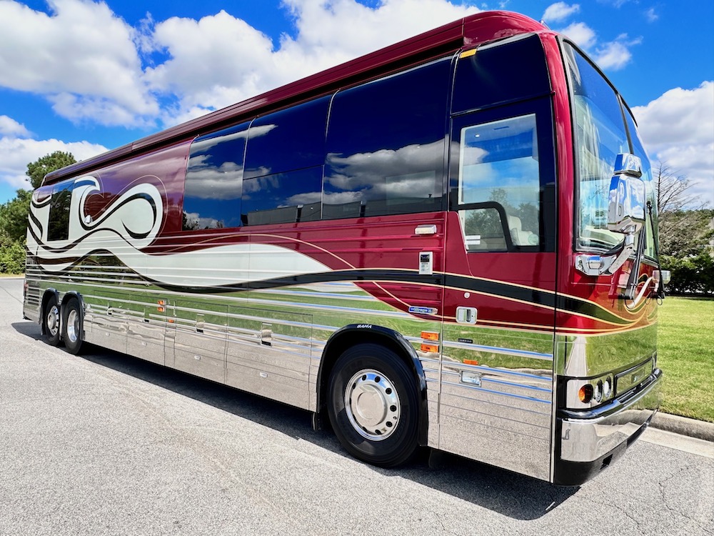 2004 Prevost Parliament XLII For Sale
