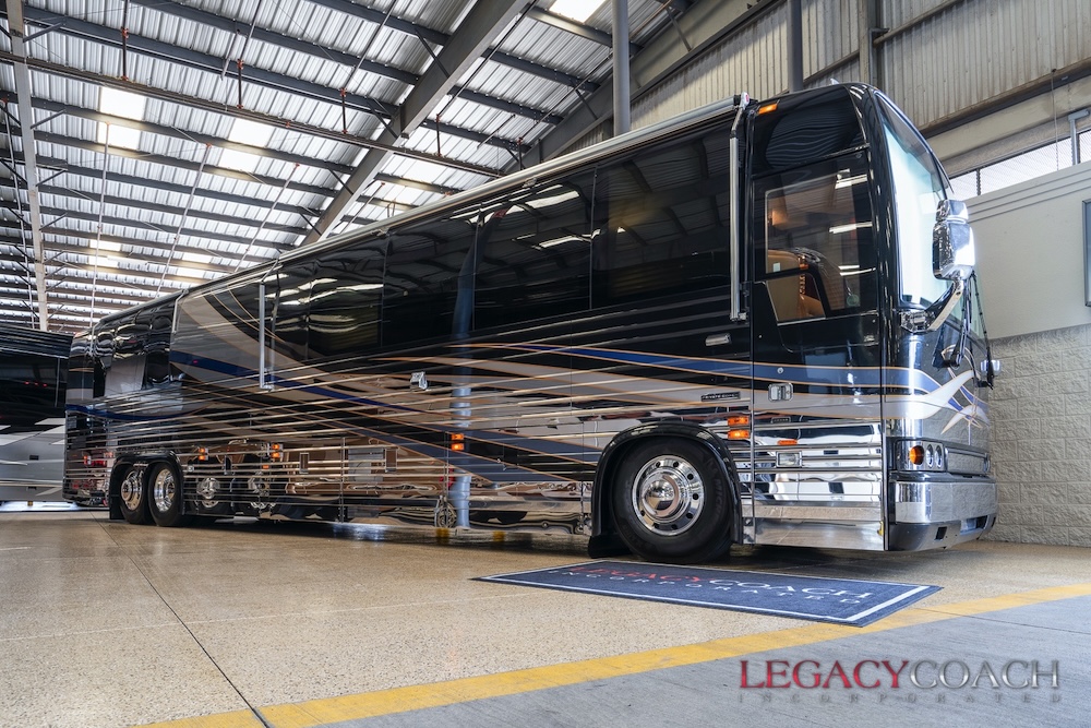 2004 Prevost Royale XLII For Sale