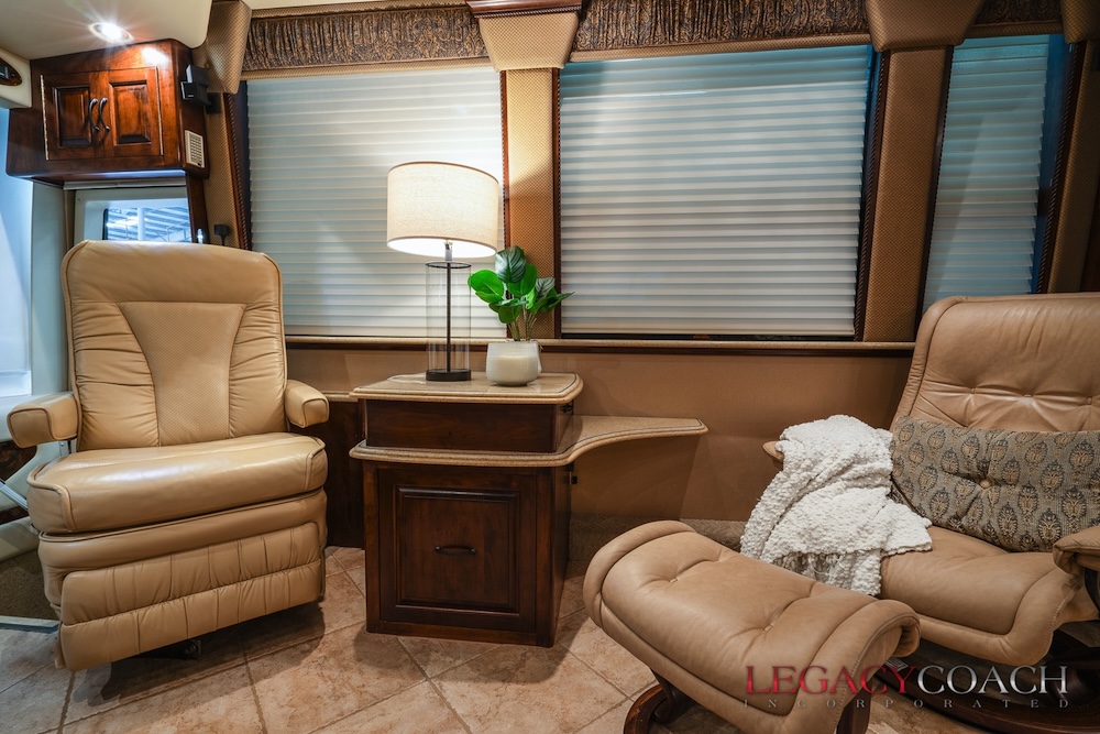 2004 Prevost Royale XLII For Sale