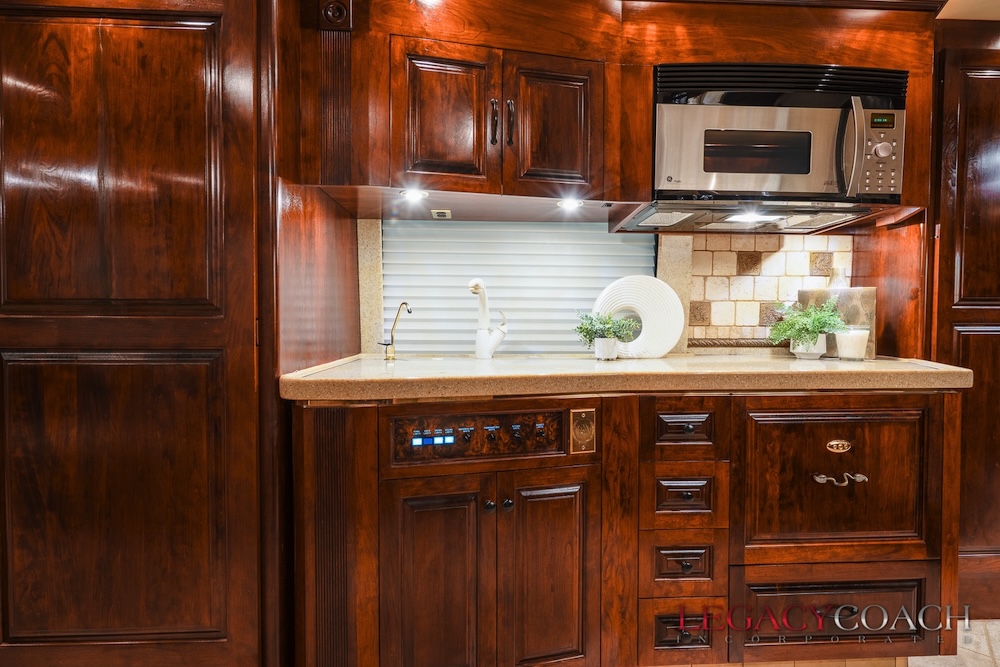 2004 Prevost Royale XLII For Sale
