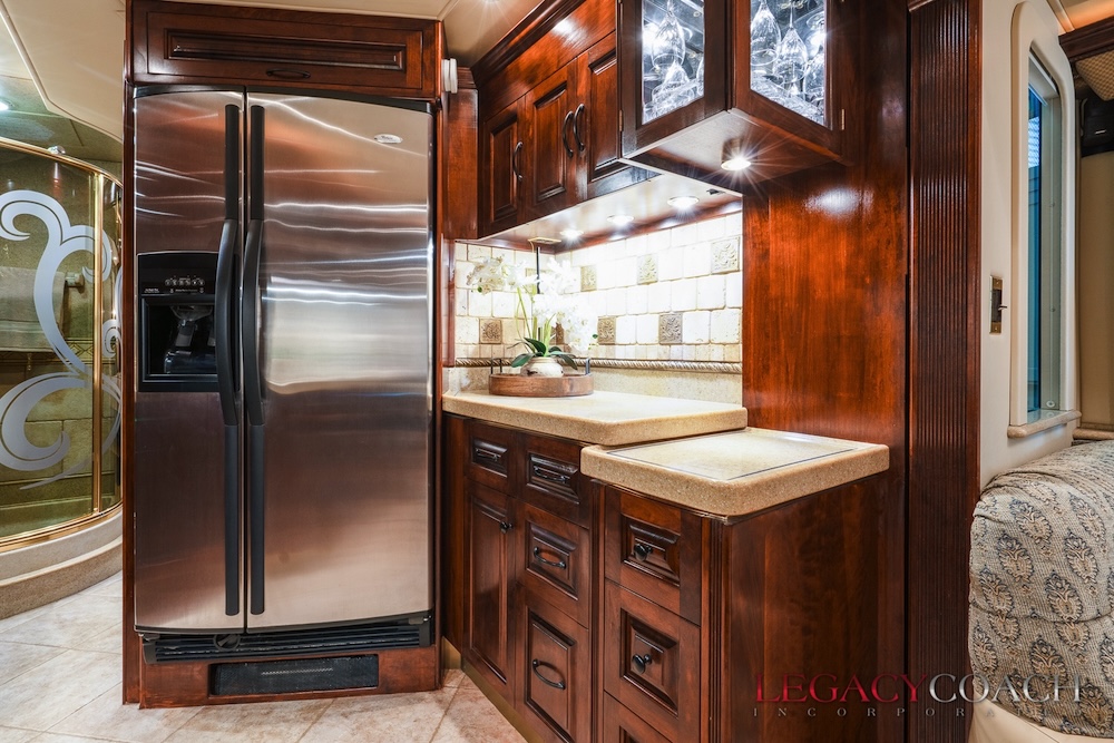 2004 Prevost Royale XLII For Sale
