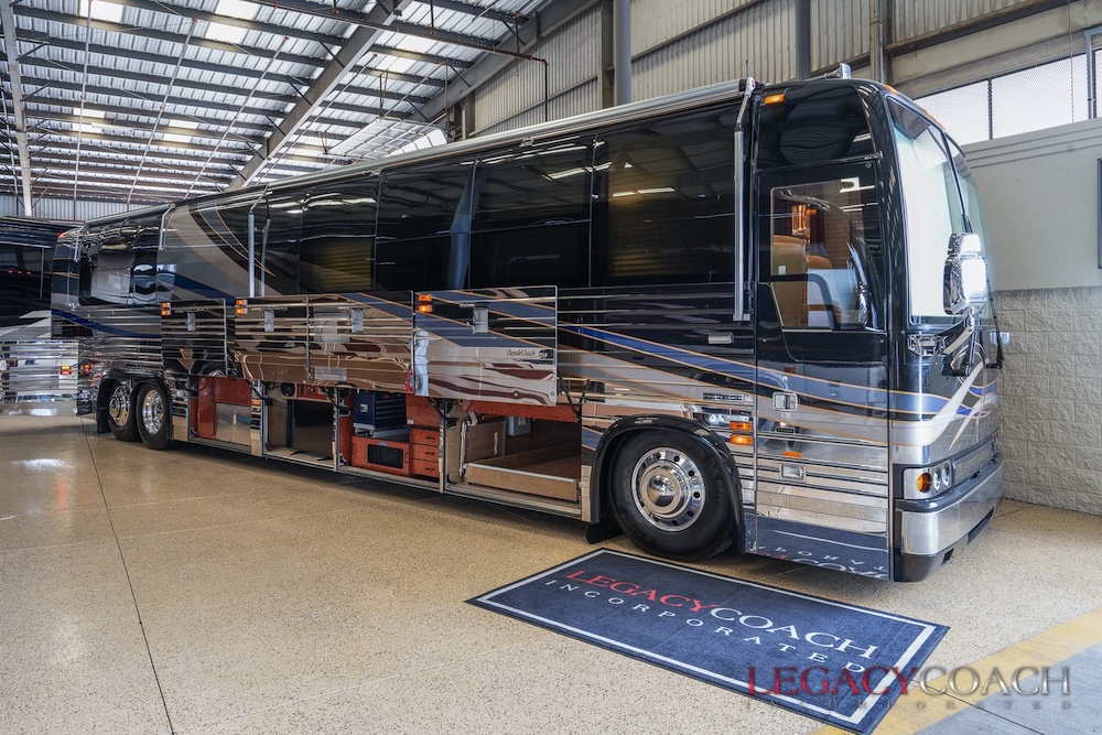 2004 Prevost Royale XLII For Sale