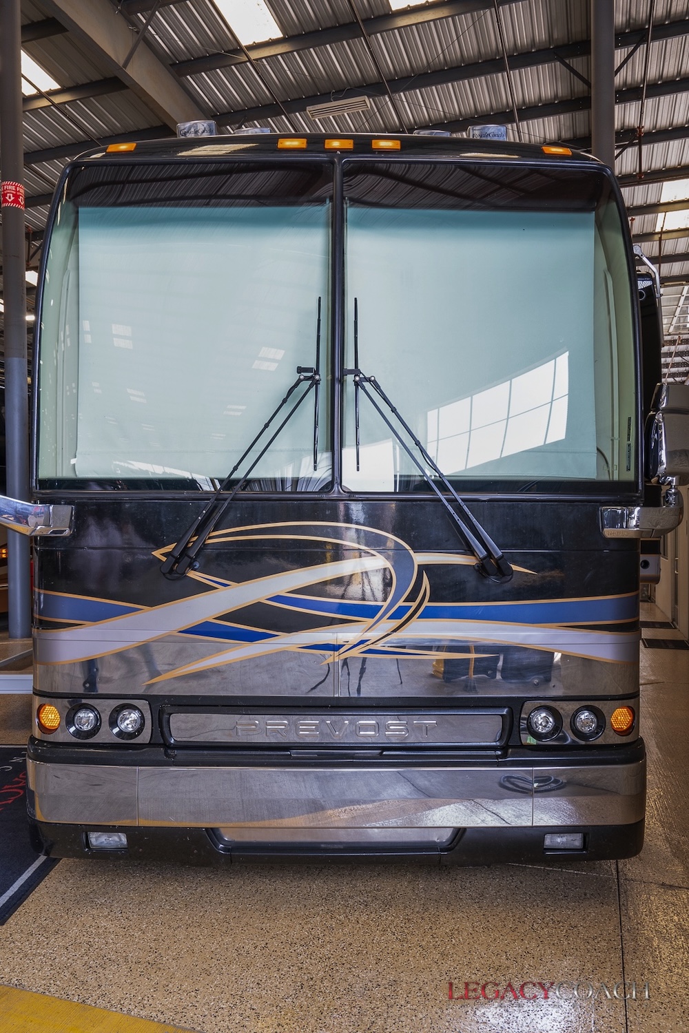 2004 Prevost Royale XLII For Sale