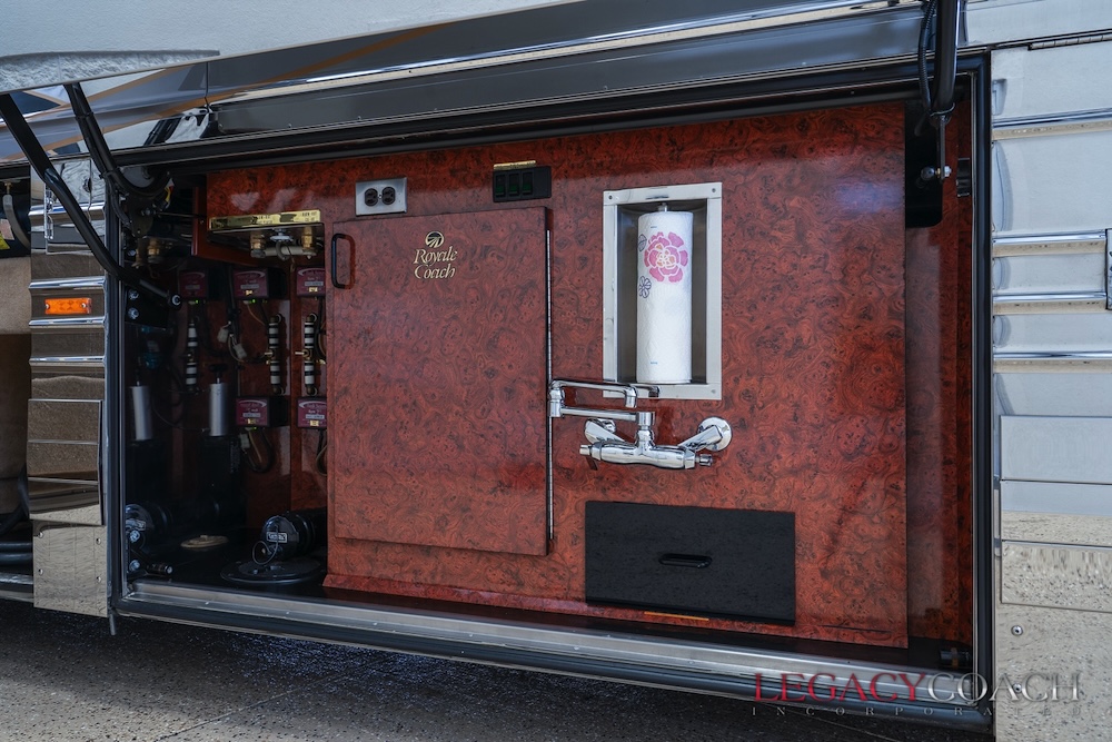 2004 Prevost Royale XLII For Sale