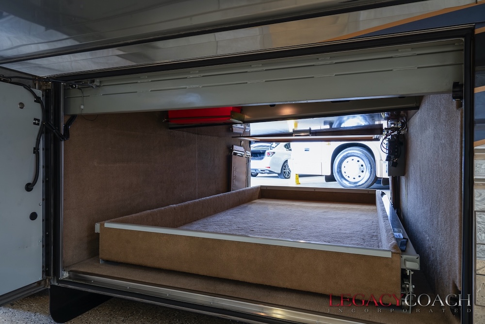 2004 Prevost Royale XLII For Sale