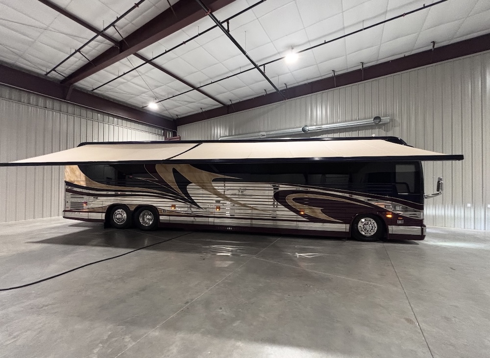 204 Prevost Vision XLII For Sale