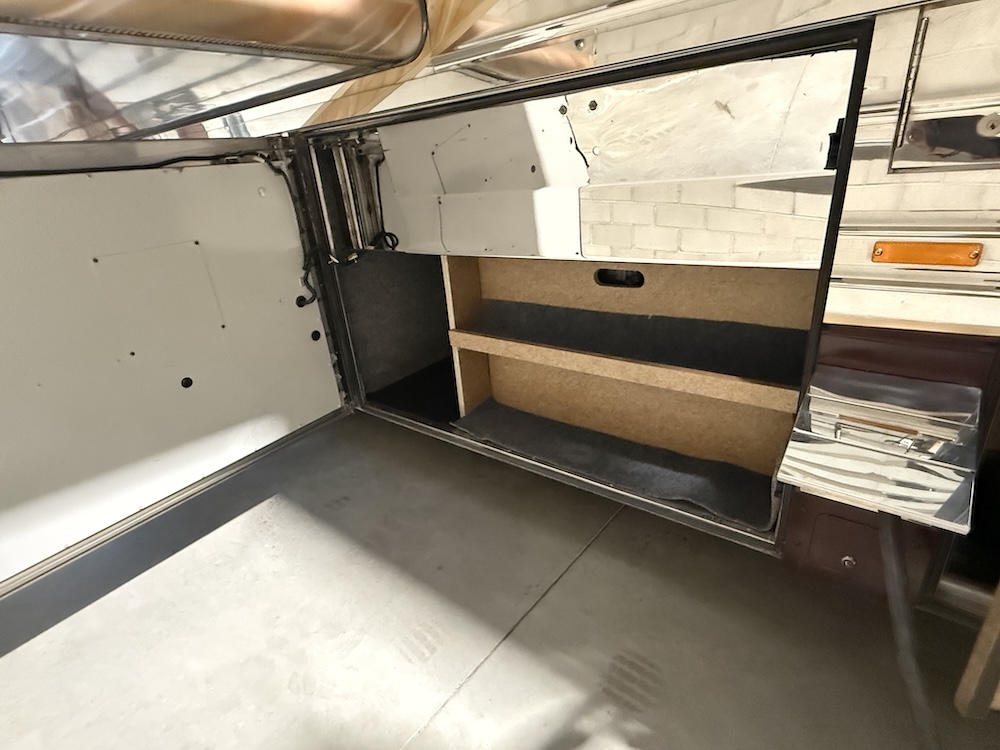 204 Prevost Vision XLII For Sale