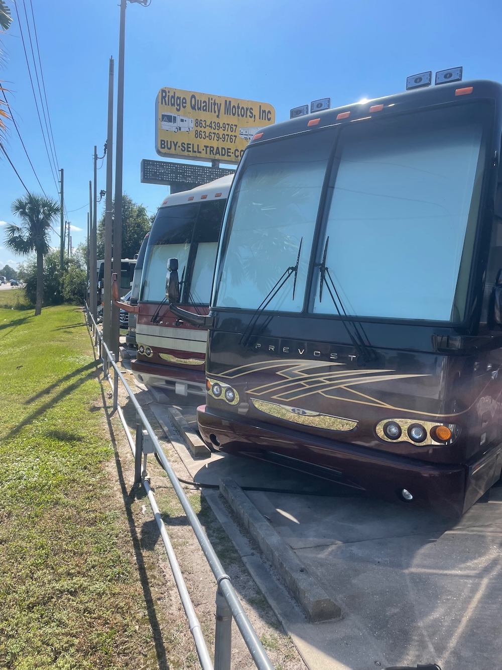 2005 Prevost Featherlite H3-45 For Sale