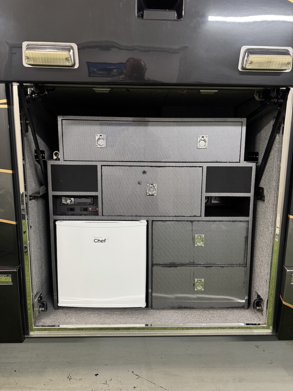2005 Prevost Liberty H3-45 For Sale