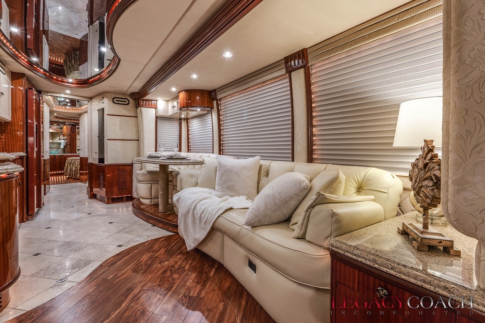 2005 Prevost Liberty H3-45 For Sale