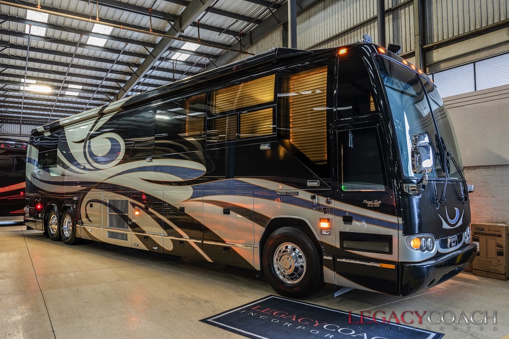 2005 Prevost Liberty H3-45 For Sale