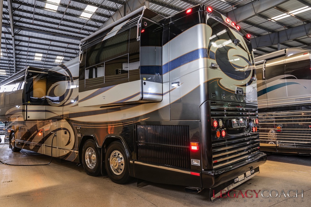 2005 Prevost Liberty H3-45 For Sale