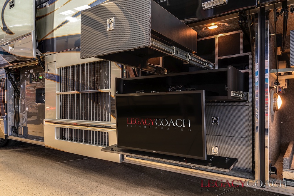 2005 Prevost Liberty H3-45 For Sale