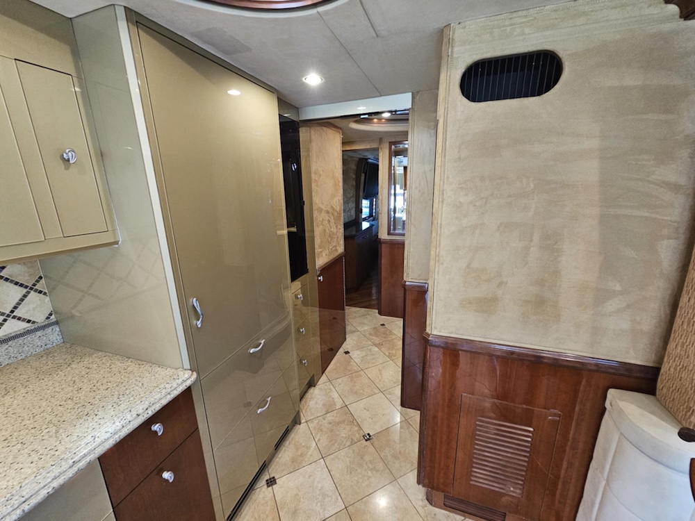 2005 Prevost Liberty XLII For Sale