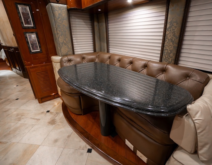 2005 Prevost Liberty XLII For Sale