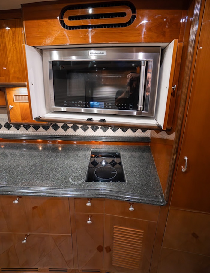 2005 Prevost Liberty XLII For Sale