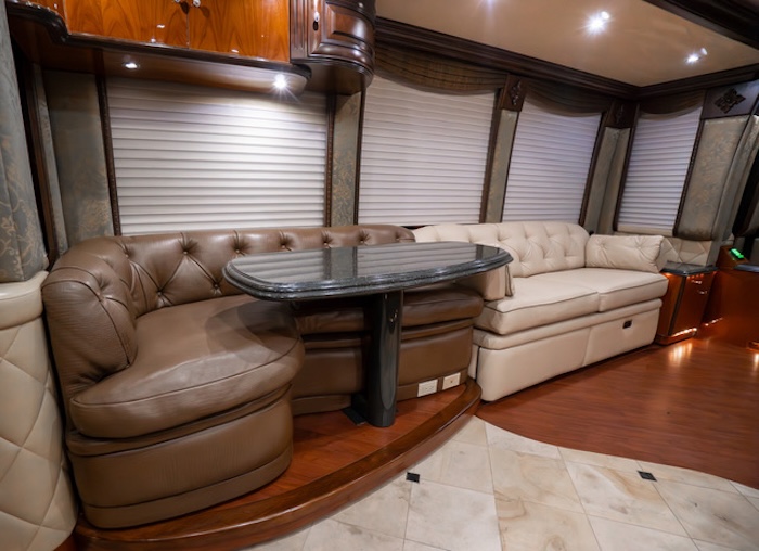 2005 Prevost Liberty XLII For Sale