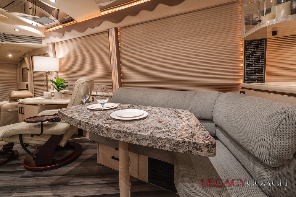 2005 Prevost Marathon H3-45 For Sale